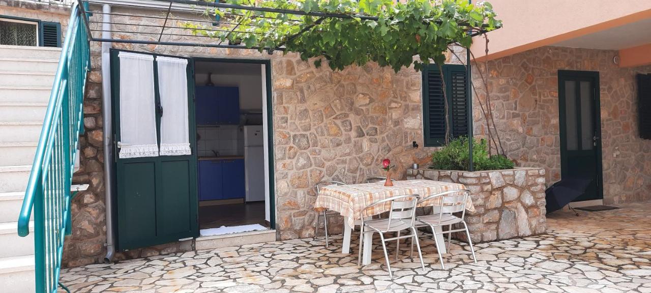 Antonio Apartman 2 Veli Losinj Bagian luar foto